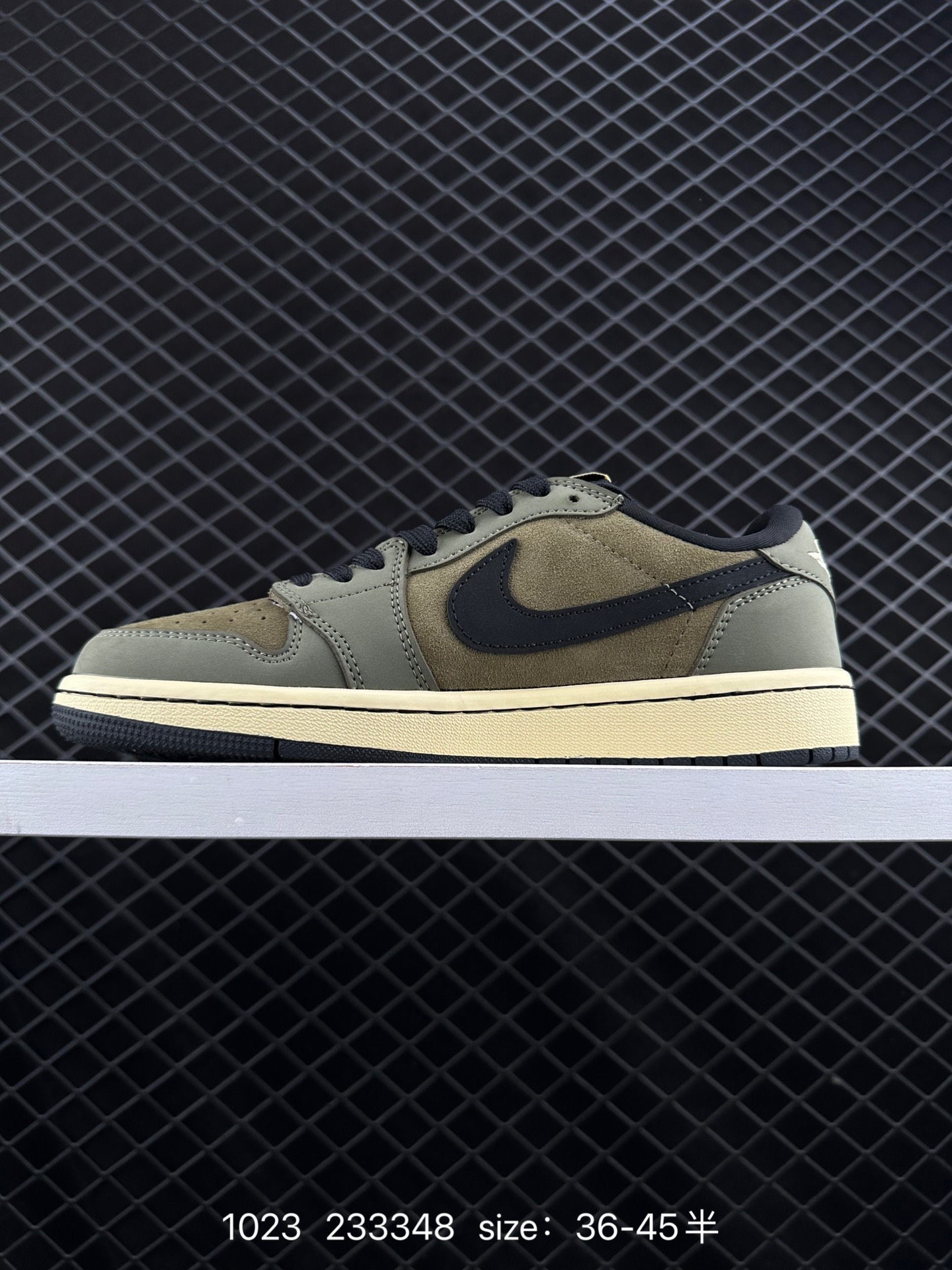 Travis Scott x Air Jordan 1 ” Reverse Mocha “